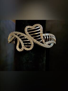 Silver Crystal Ribbon Cuff Bracelet - Elegant Women's Jewelry